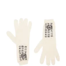 перчатки с логотипом