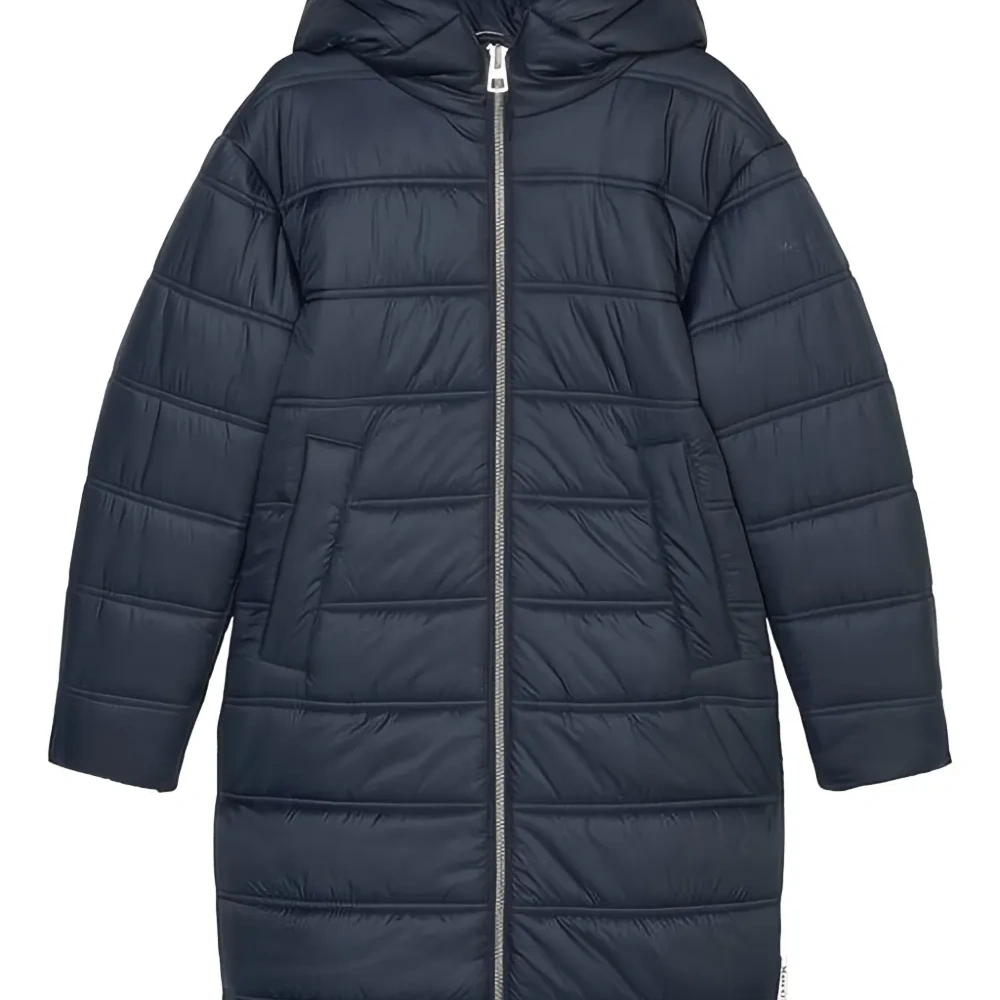 пуховик с капюшоном