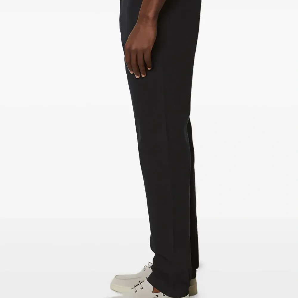 брюки с застежкой на пуговицах