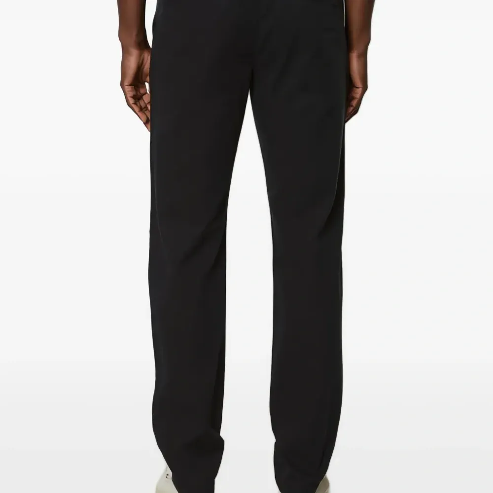 брюки с застежкой на пуговицах