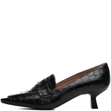 Туфли с тиснением под крокодила