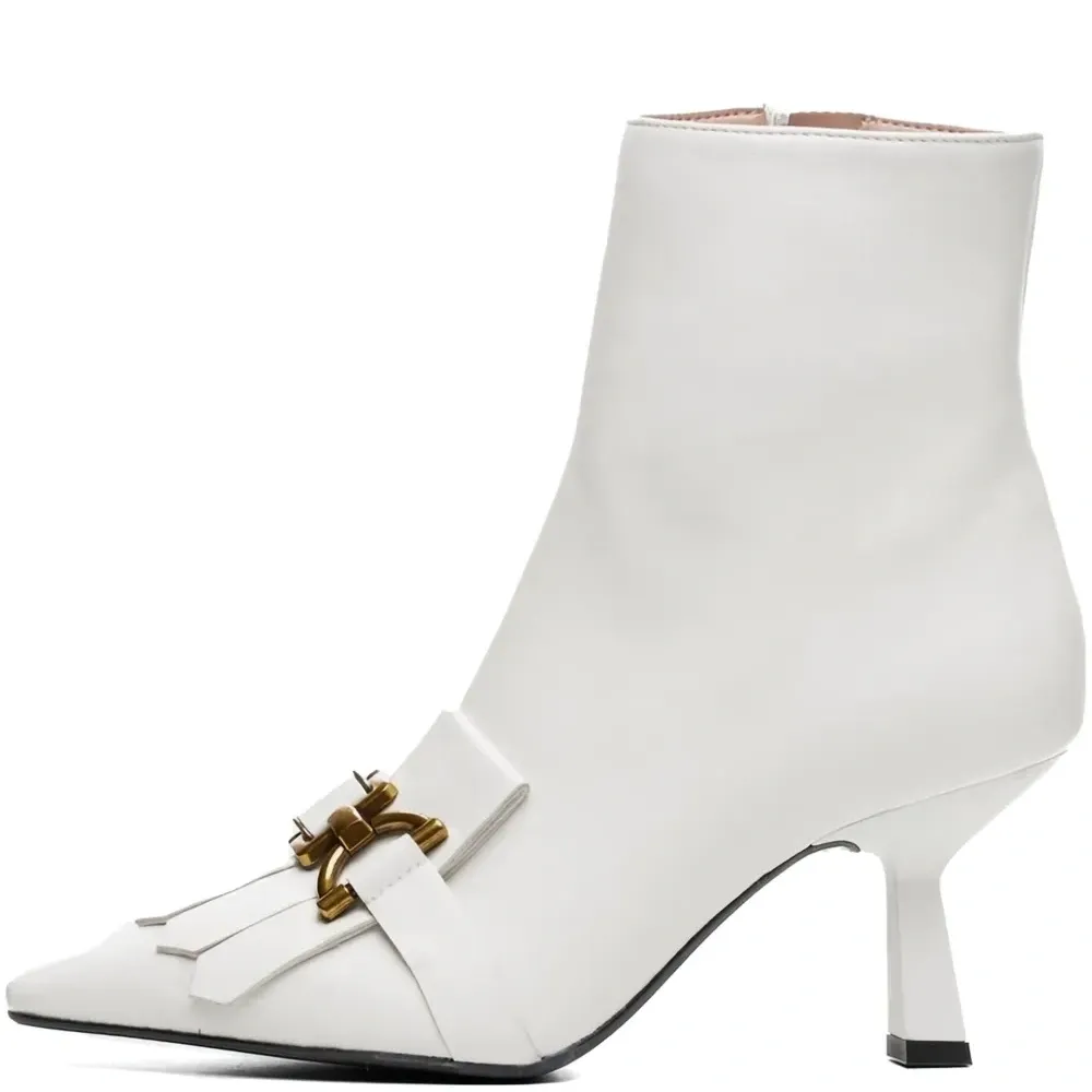 Кожаные ботинки