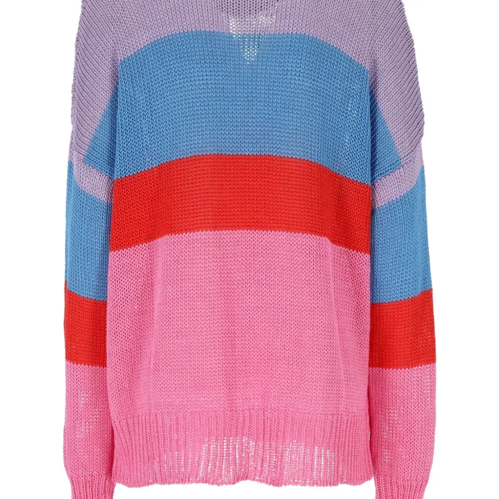 Свитер с отделкой в полоску