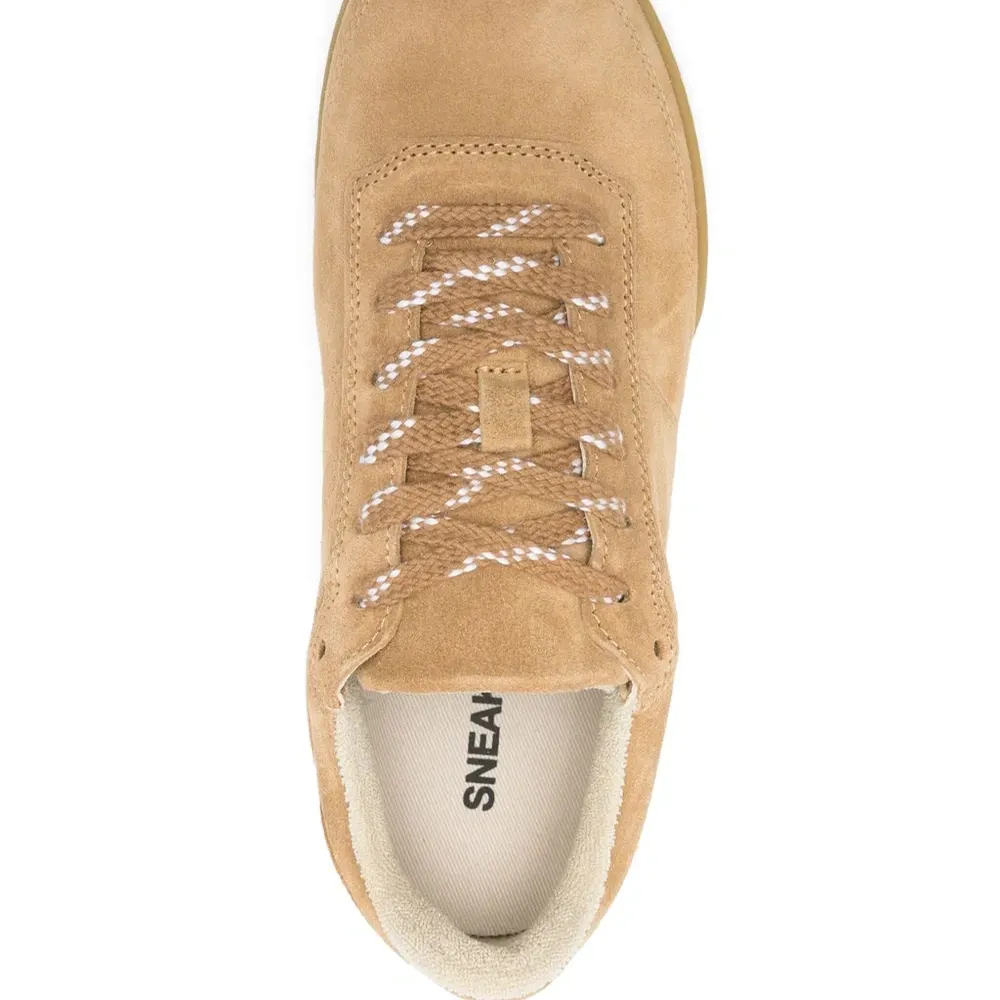 кроссовки Moe