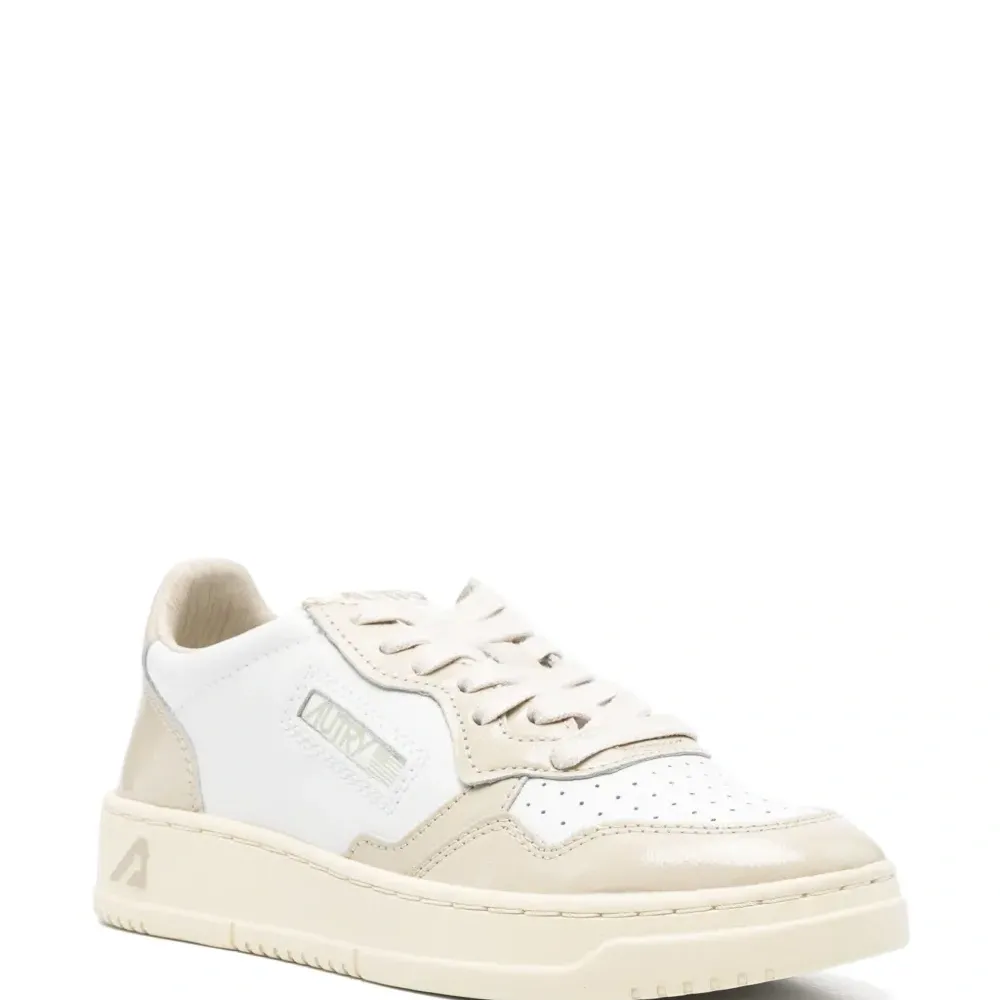 Кроссовки Medalist