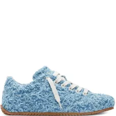 Фактурные кроссовки на шнуровке