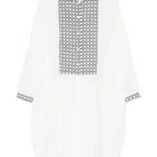 платье с вышивкой