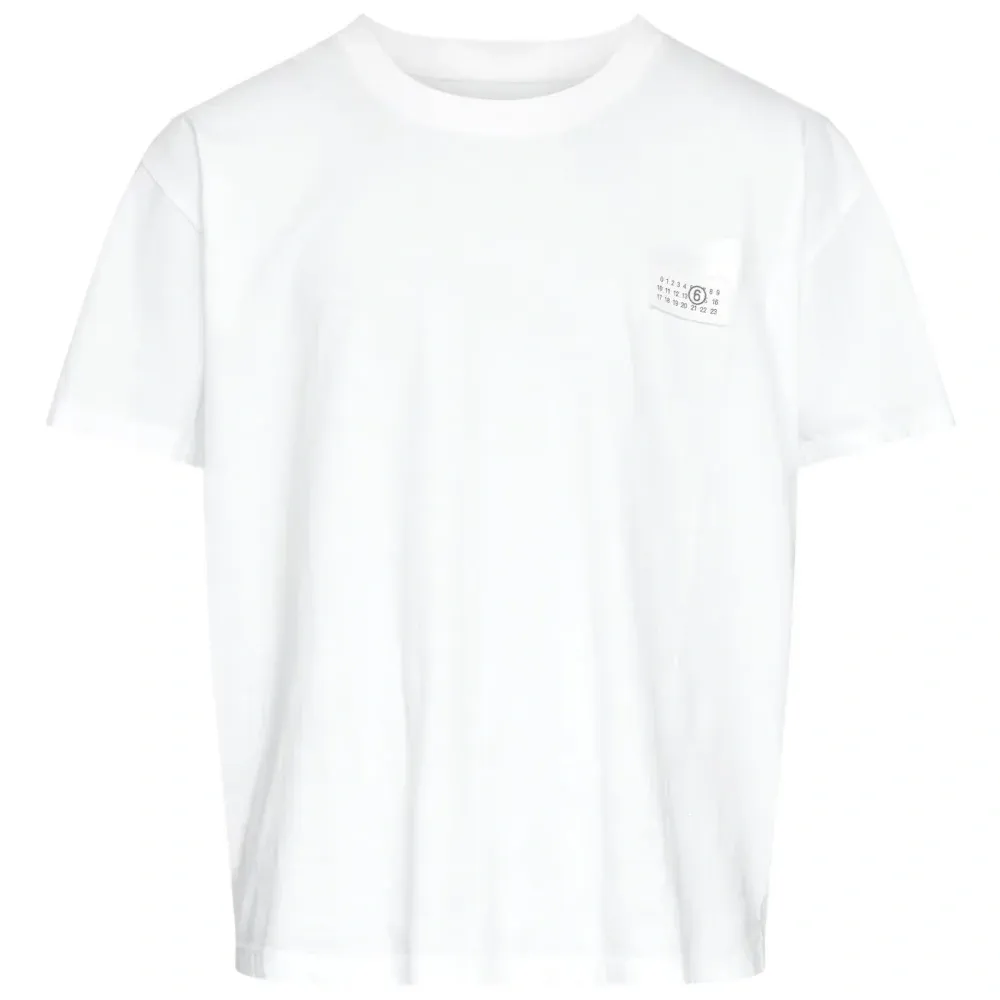 Футболка с нашивкой