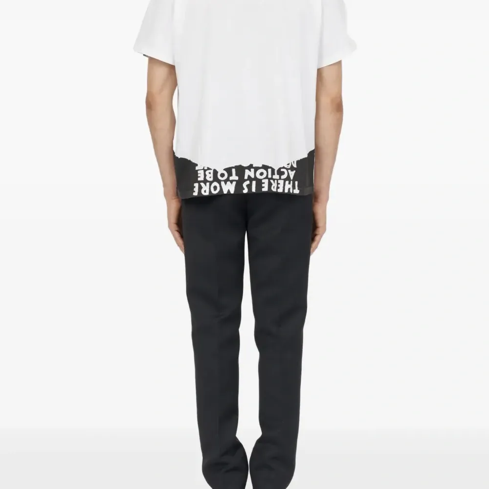 футболка с графичным принтом и вставками