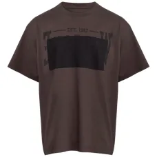 Футболка с графичным принтом