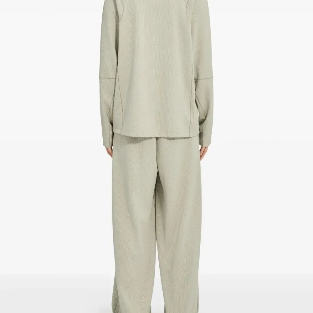 Толстовка с логотипом