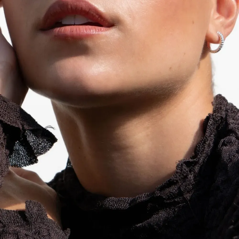 маленькие серьги-кольца Twist