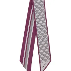 Шарф с геометрическим узором