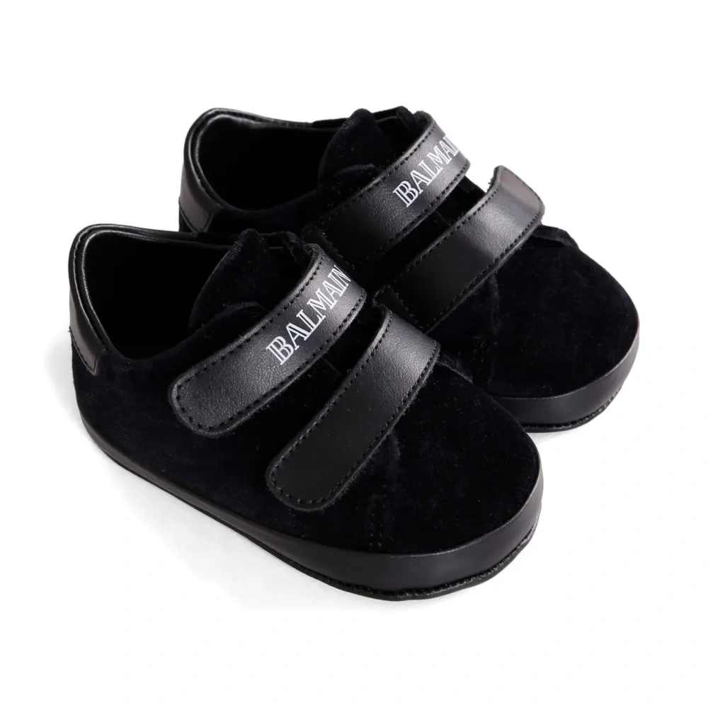 Бархатные кроссовки