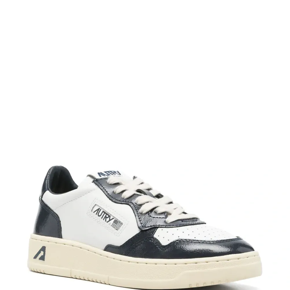 кроссовки Medalist