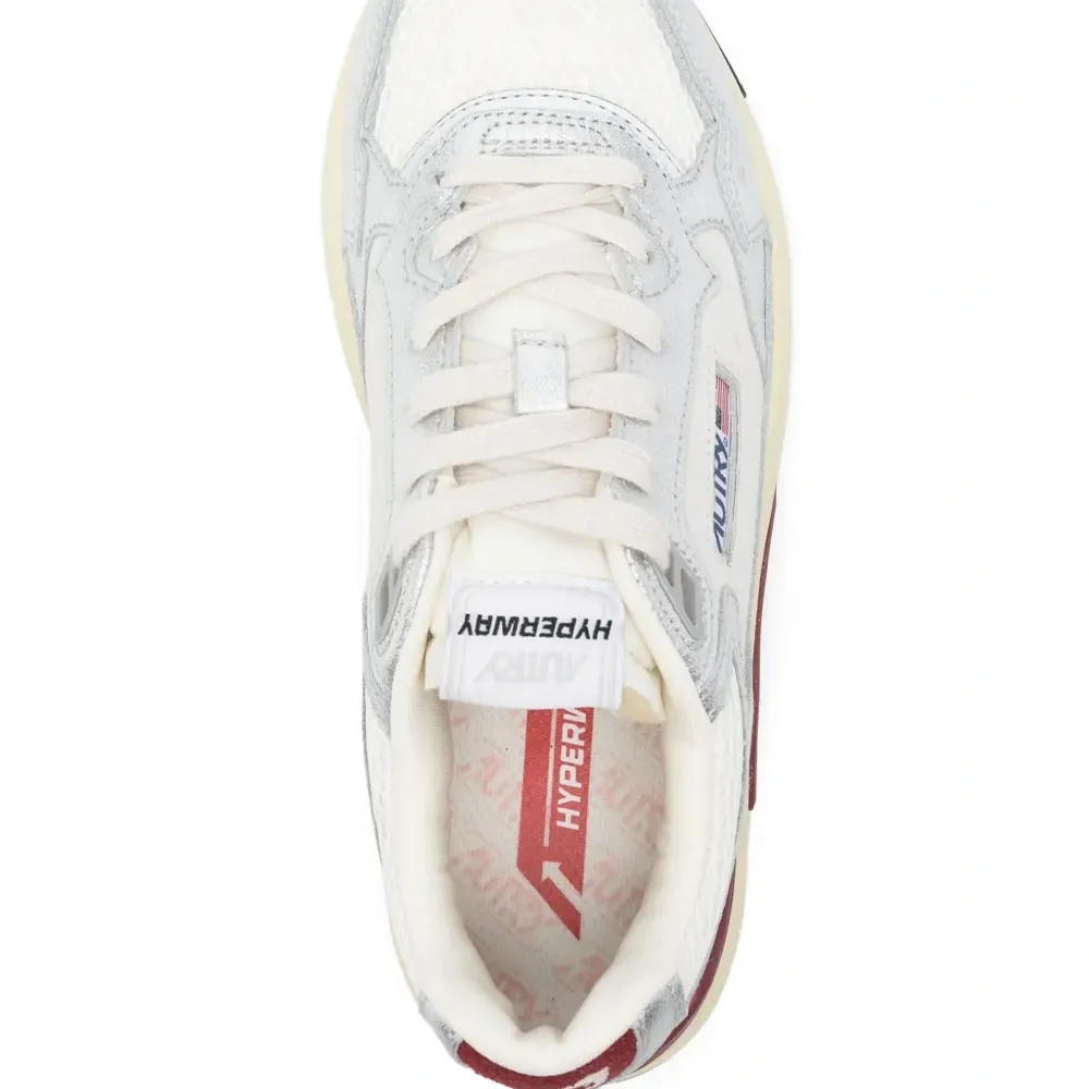 кроссовки Hyperway