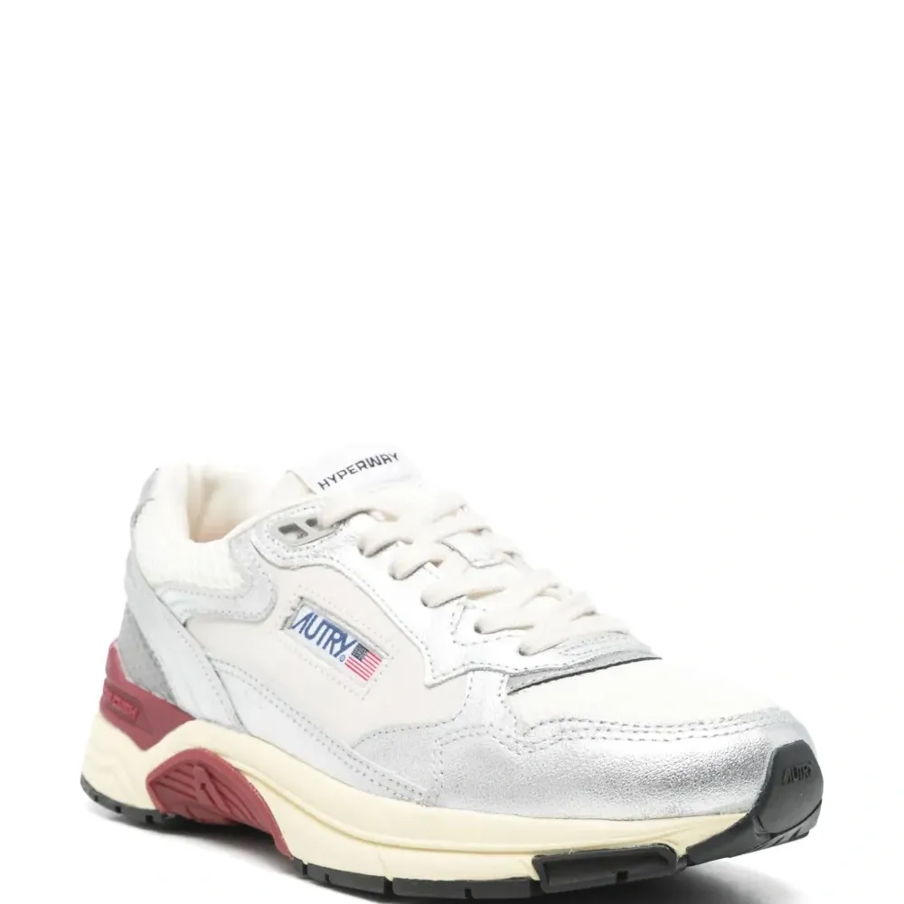 кроссовки Hyperway