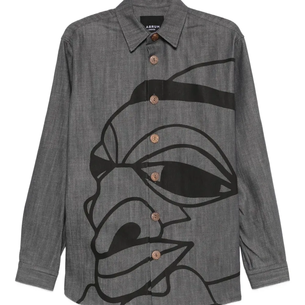 Джинсовая рубашка с принтом