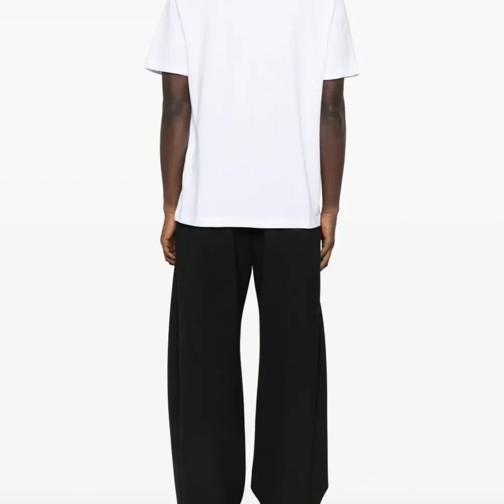 Футболка с принтом ракушки каури