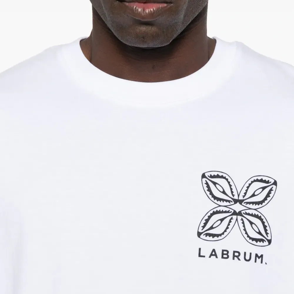 Футболка с принтом ракушки каури