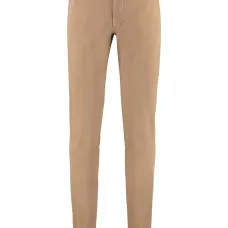 брюки с карманами