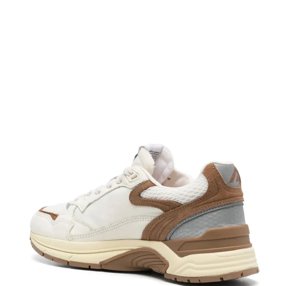 кроссовки Hyperway