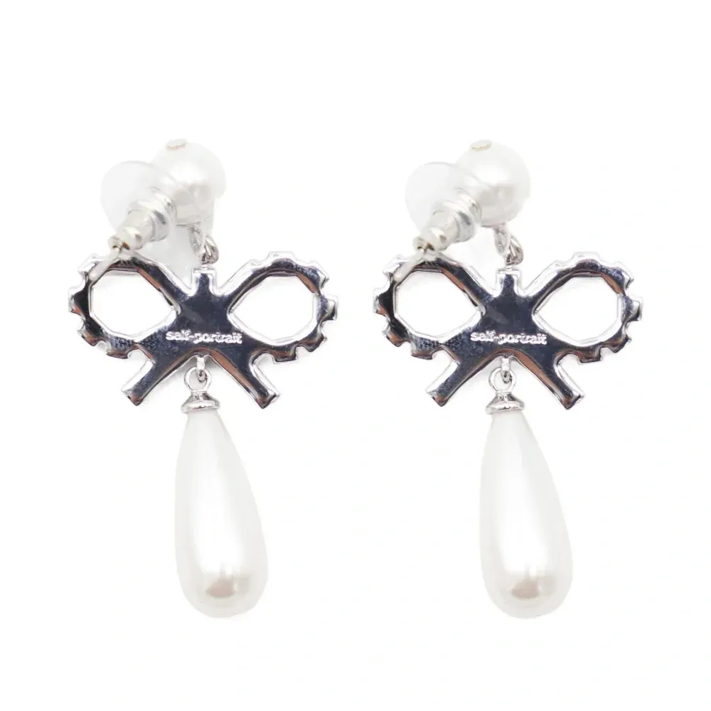 Серьги Bow Droplet Серьги Bow Droplet