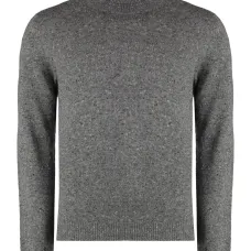 Свитер с воротником-стойкой