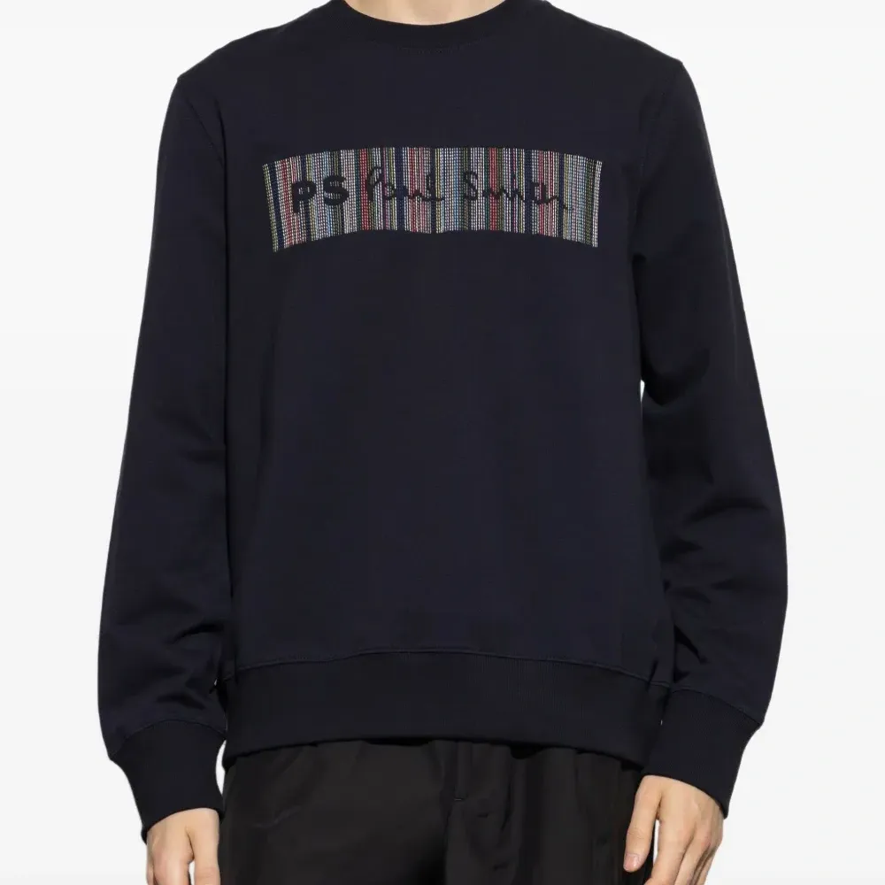 толстовка с логотипом