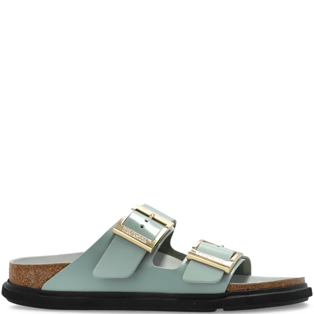 сандалии Arizona с пряжками