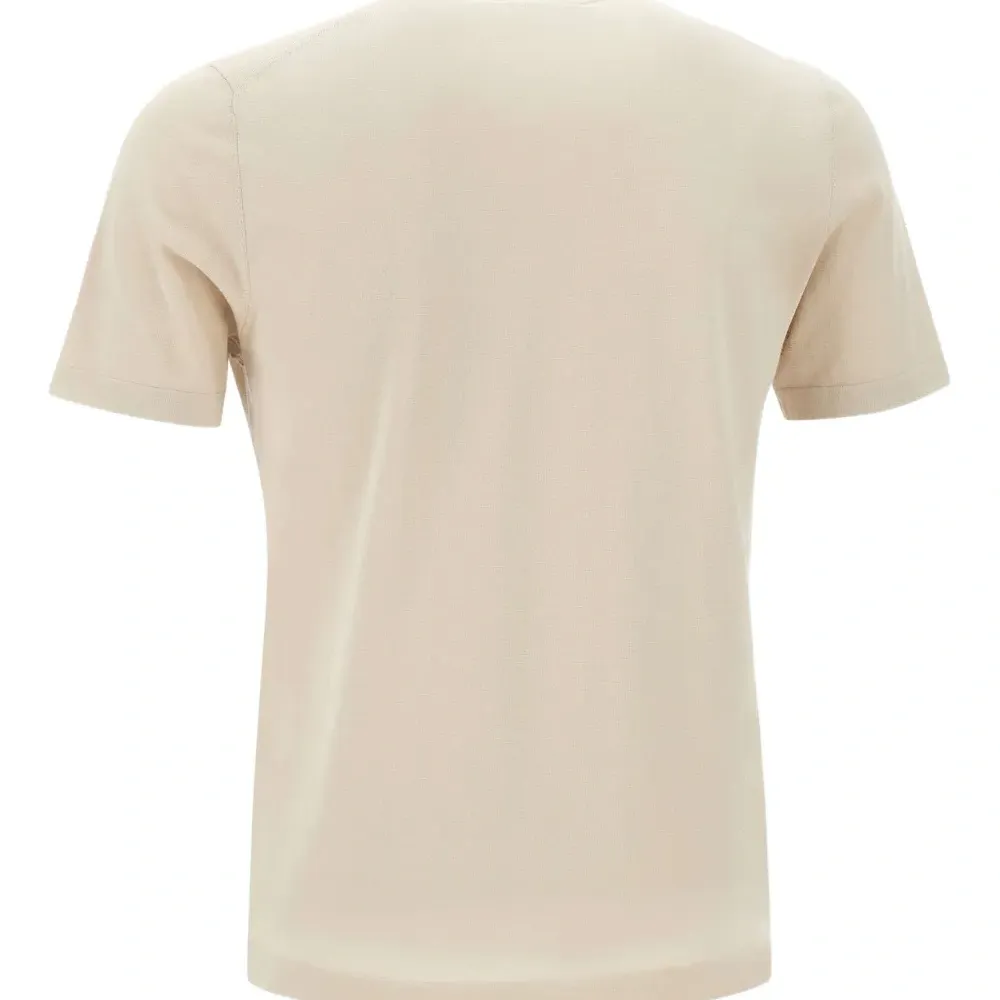 Футболка с круглым вырезом