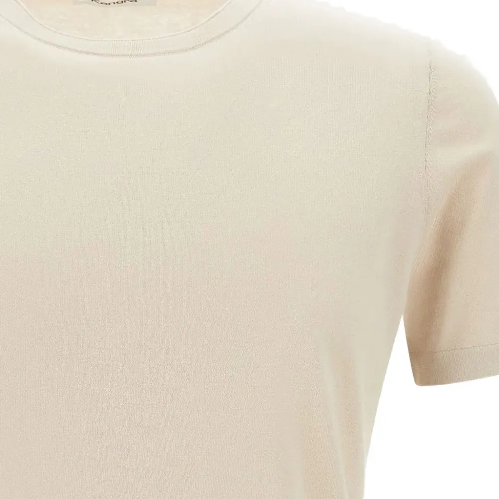 Футболка с круглым вырезом