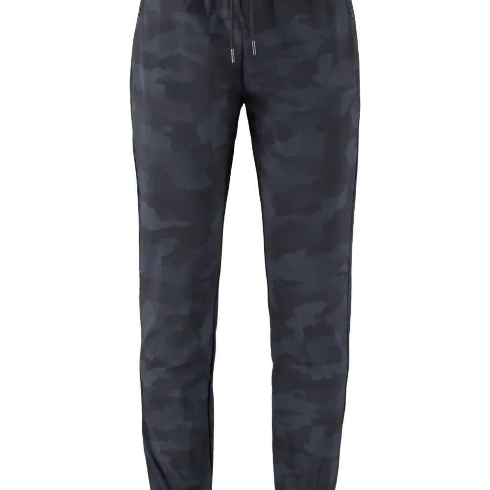 Брюки с камуфляжным принтом и кулиской