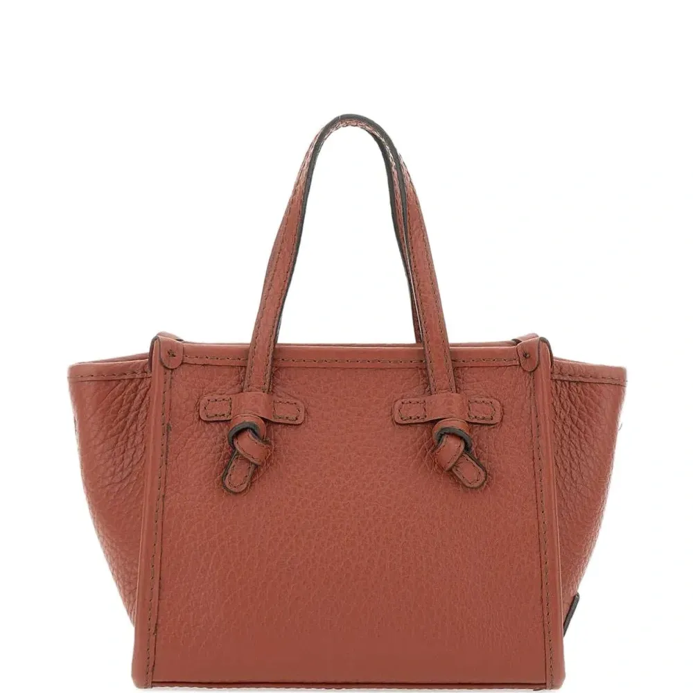 Сумка-тоут с узлами