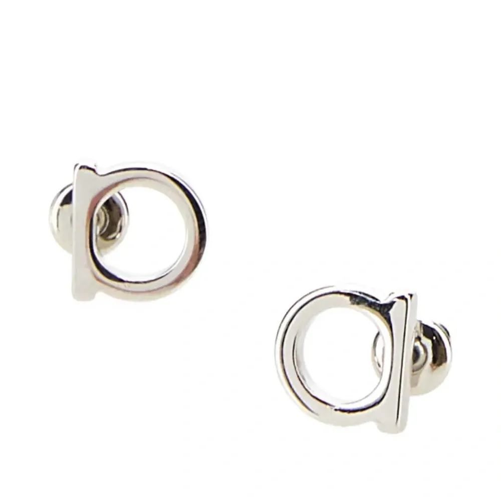 Серьги-гвоздики с декором Gancini Серьги-гвоздики с декором Gancini