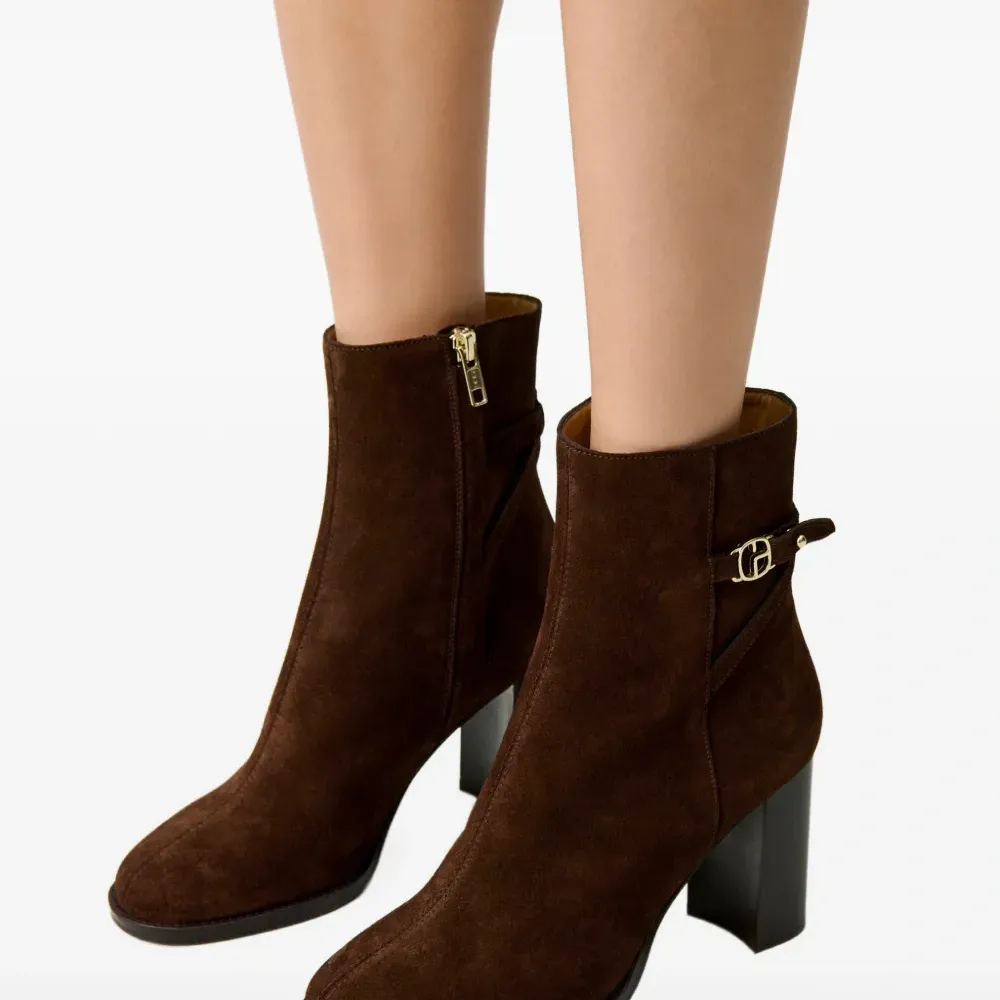 Ботильоны на квадратном каблуке