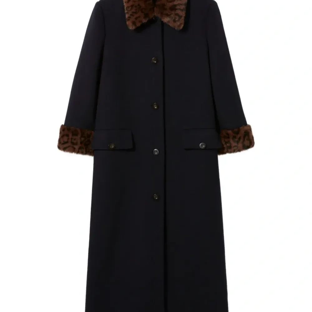 Пальто с леопардовым принтом