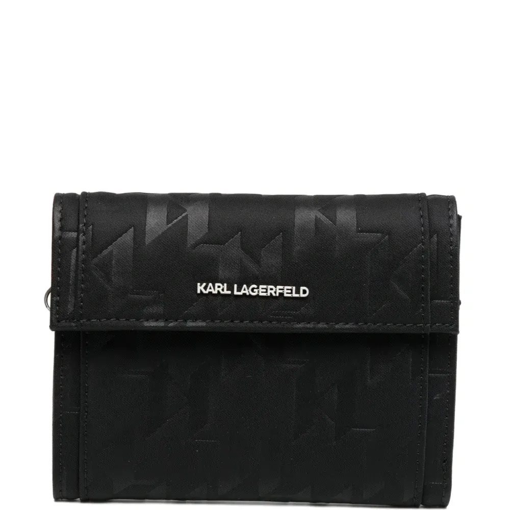 Кошелек с монограммой Кошелек с монограммой