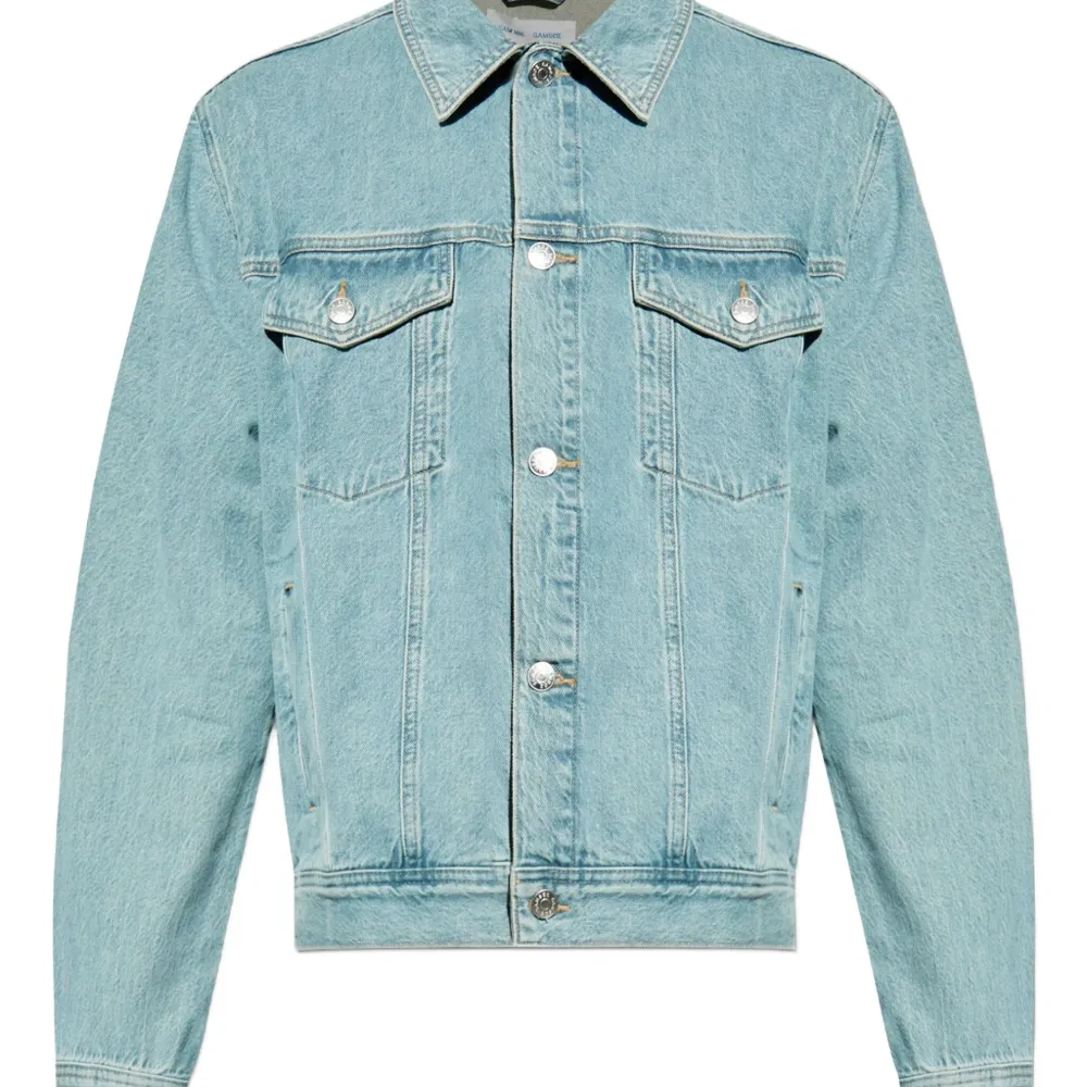 джинсовая куртка