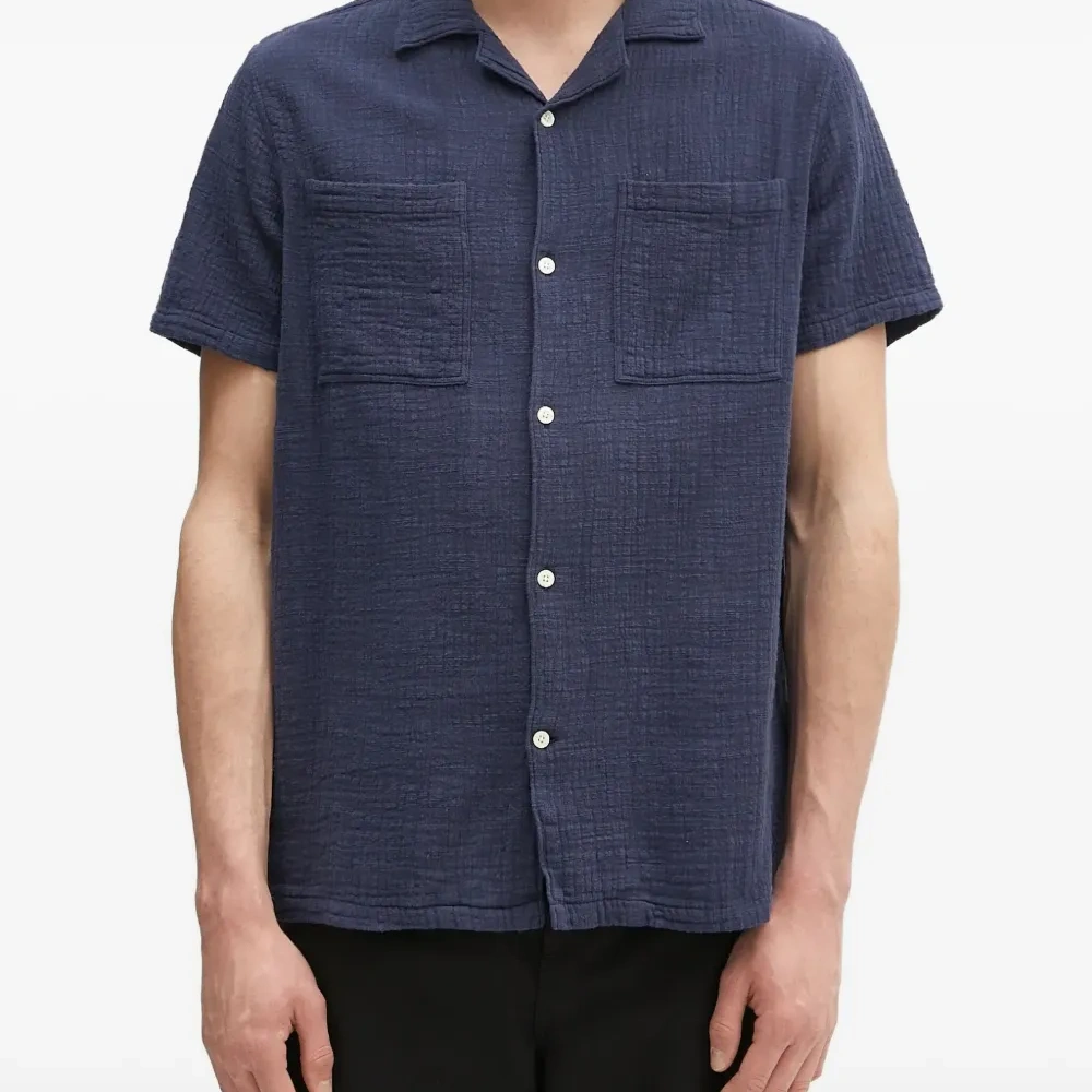 рубашка с воротником