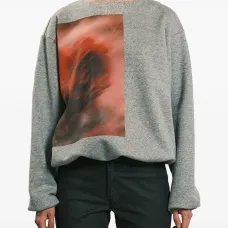 Толстовка с графичным принтом