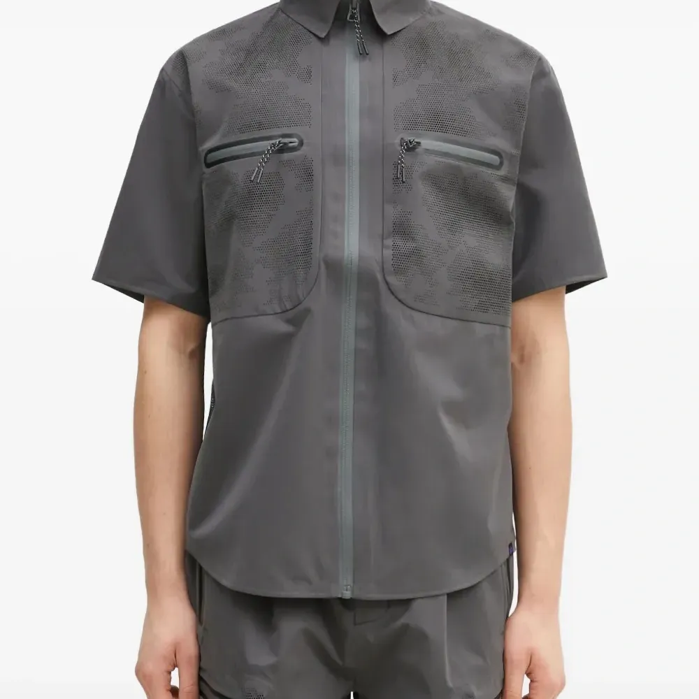 рубашка на молнии с перфорацией