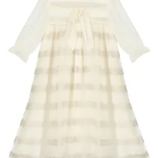 платье с длинными рукавами и кружевом платье с длинными рукавами и кружевом