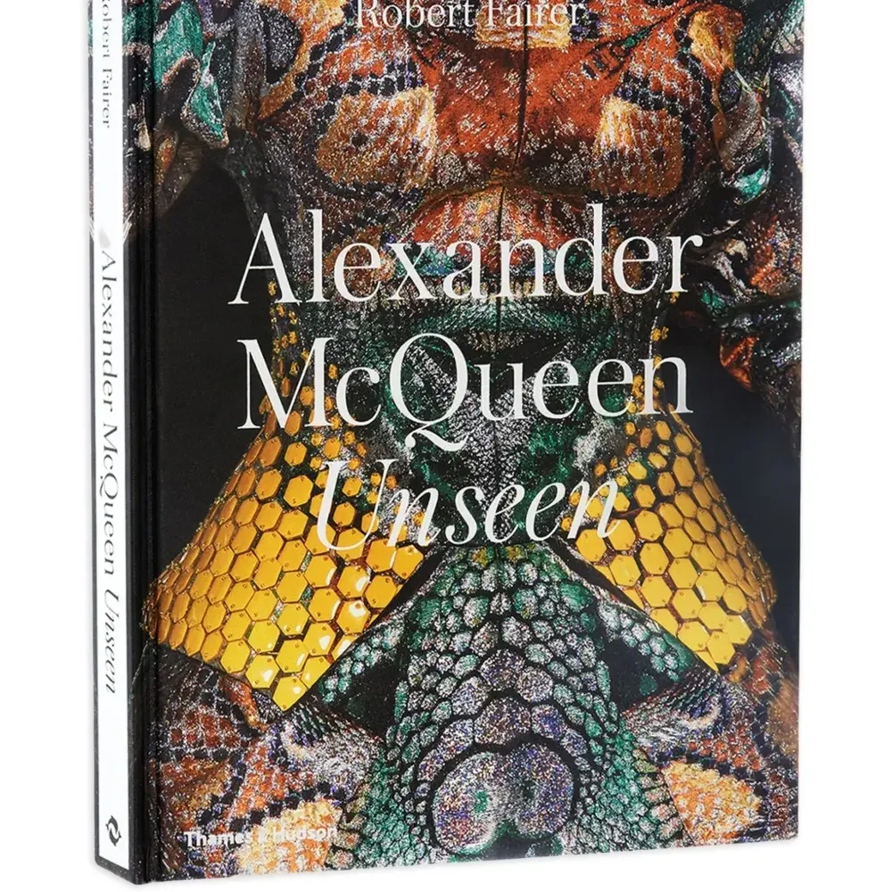книга McQueen