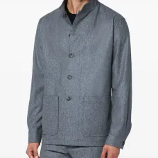 Куртка с накладными карманами