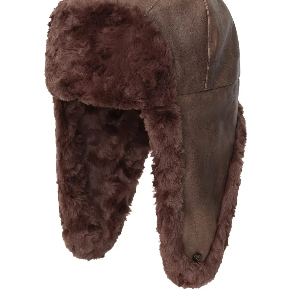 Шапка Amelia из искусственного меха