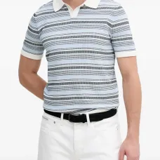 Вязаная футболка в полоску