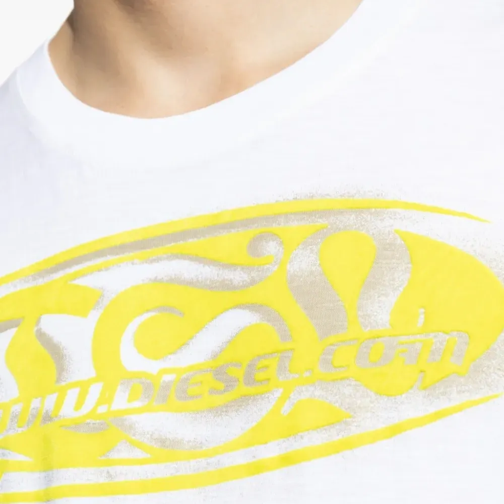 футболка с графичным принтом футболка с графичным принтом