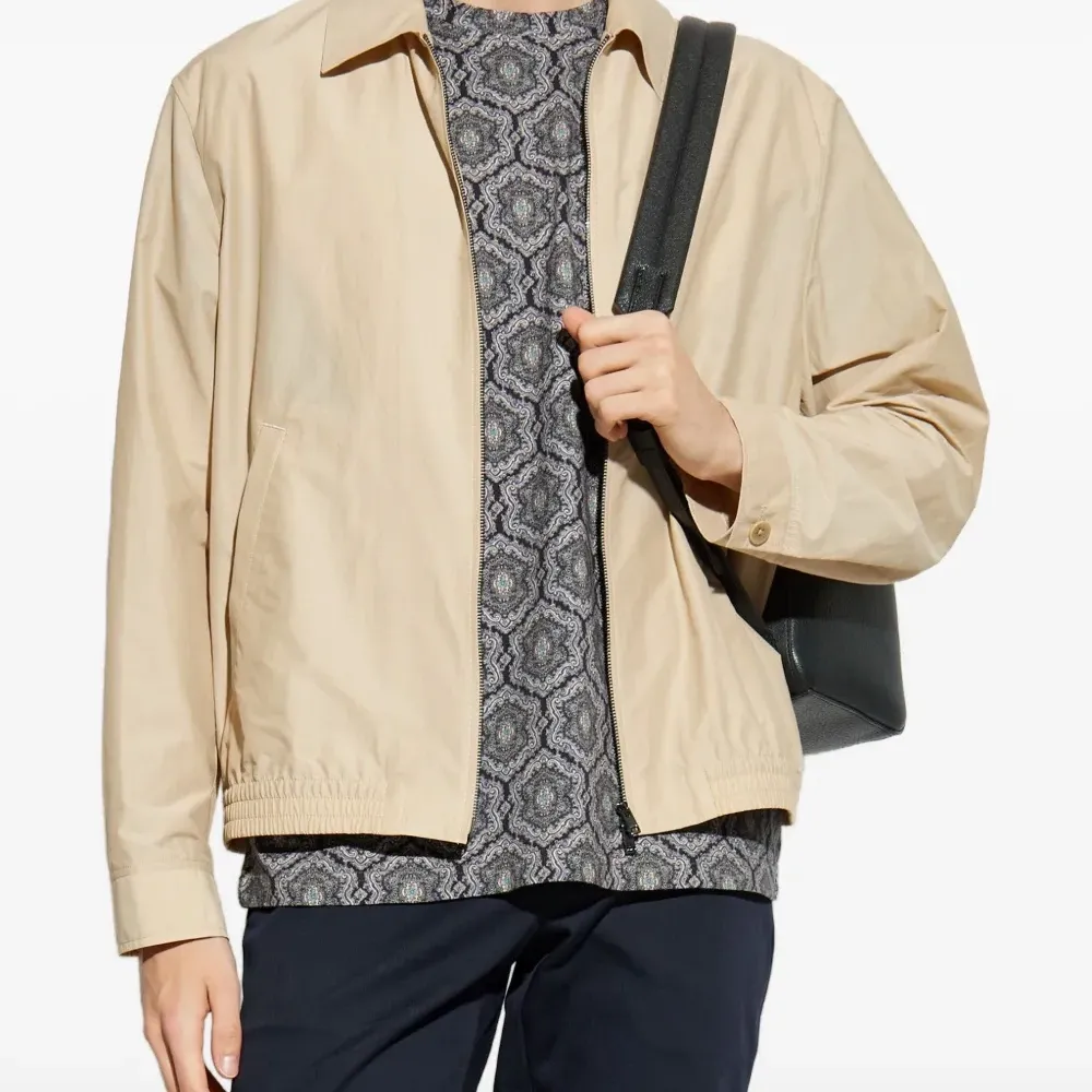 футболка с узором