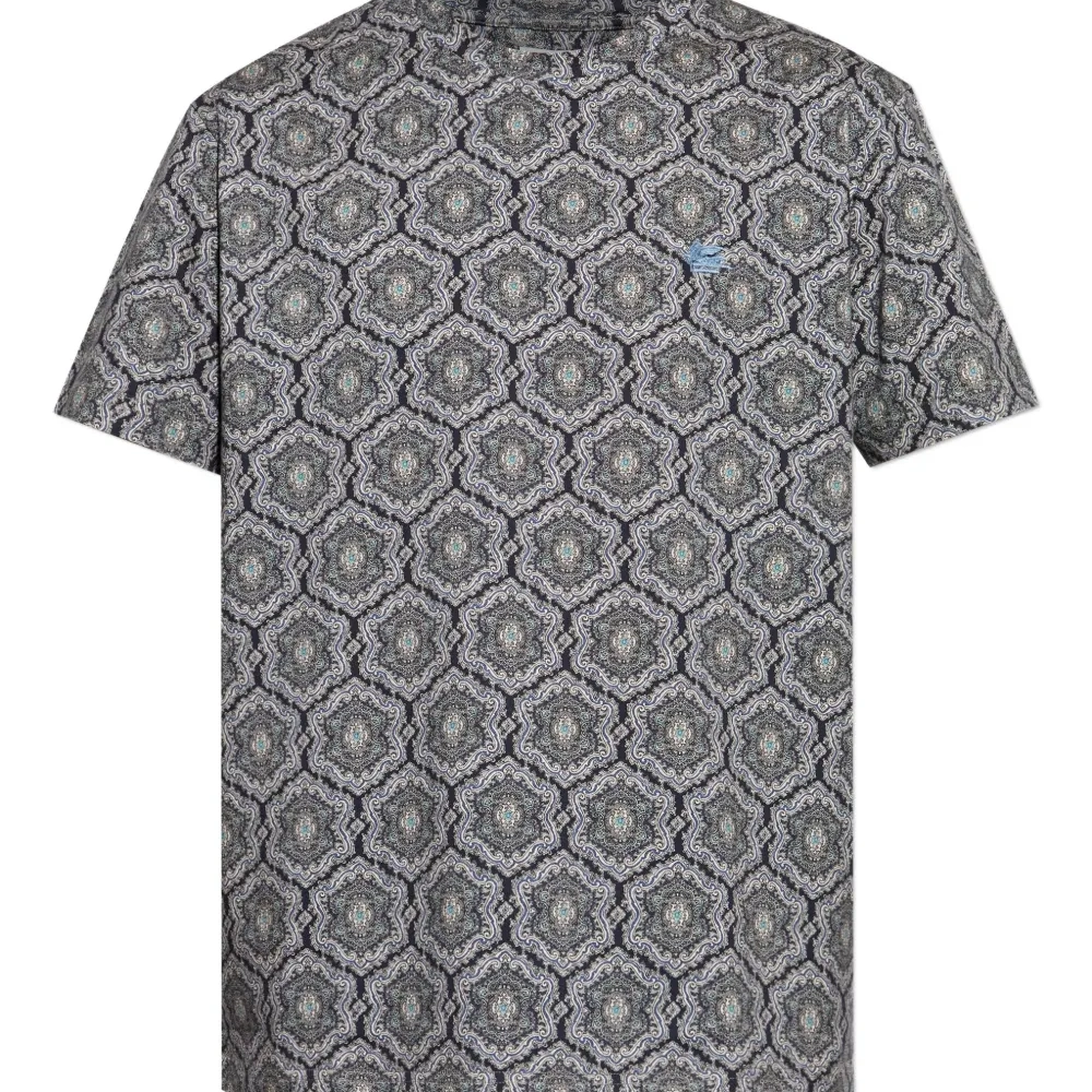 футболка с узором